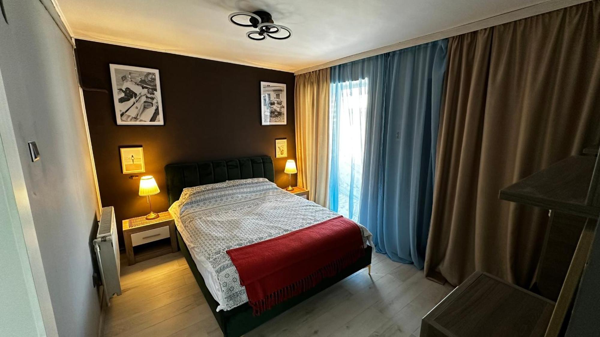 Appartement Piata Ovidiu Square à Constanţa Extérieur photo